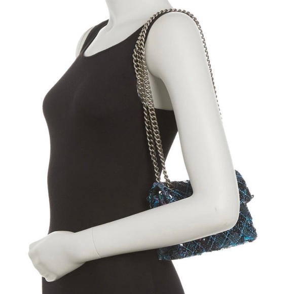 💥HOST PICK💥 KURT GEIGER Mini Brixton Sequin Crossbody Lock Bag❤️❤️❤️🎉🎉🎉 - Picture 4 of 4